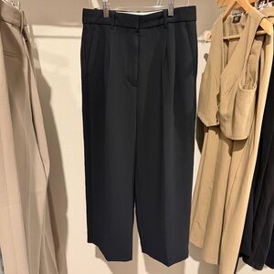 Aritzia Effortless Pants Cropped